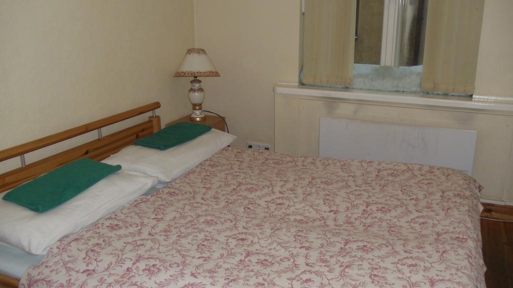 Dome Pearl Hostel Рига Стая снимка